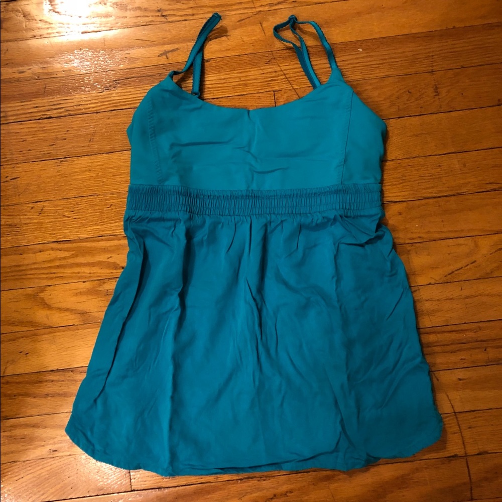 Lululemon Yoga Top - Size 8